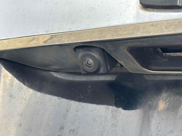 ヴォクシー ハイブリッドＶ　ワンオーナー　ＥＴＣ　バックカメラ　ナビ　ＴＶ　オートクルーズコントロール　両側スライド・片側電動　オートライト　ＬＥＤヘッドランプ　スマートキー　電動格納ミラー　シートヒーター　３列シート　ＣＶＴ（32枚目）