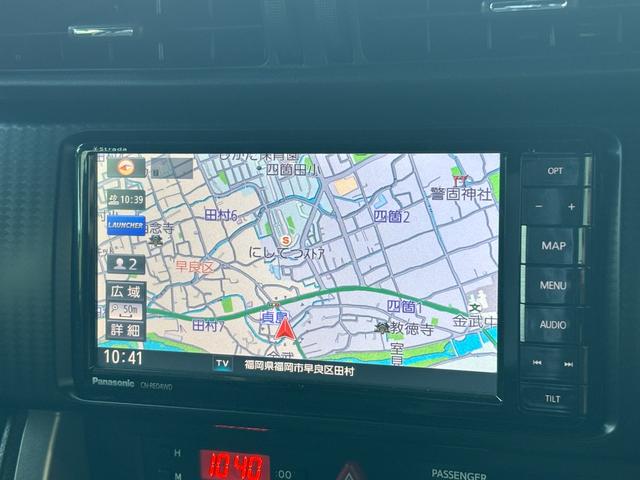 ８６ ＧＴリミテッド　ＥＴＣ　バックカメラ　ナビ　フルセグＴＶ　Ｂｌｕｅｔｏｏｔｈ　レーダー探知機　純正リヤスポイラー　シートヒーター　オートライト　ＨＩＤ　スマートキー　電動格納ミラー　アルミホイール　盗難防止システム（6枚目）