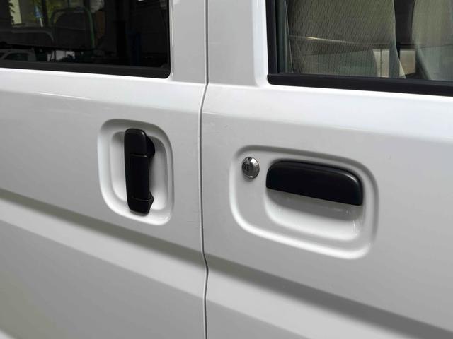 エブリイ PC ETC 両側スライドドア クリアランスソナー レーンアシスト 衝突被害軽減システム オートライト キーレスエントリー AT 盗難防止システム ABS ESC 衝突安全ボディ エアコン(18枚目)
