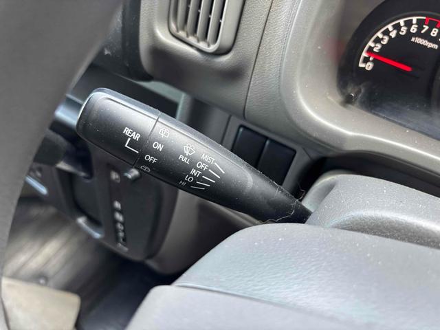 エブリイ PC ETC 両側スライドドア クリアランスソナー レーンアシスト 衝突被害軽減システム オートライト キーレスエントリー AT 盗難防止システム ABS ESC 衝突安全ボディ エアコン(32枚目)