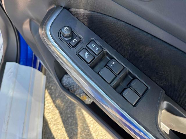 スイフトスポーツ ZC33S ファイナルエディション バックカメラ クリアランスソナー オートクルーズコントロール レーンアシスト 衝突被害軽減システム アルミホイール オートライト LEDヘッドランプ スマートキー 電動格納ミラー シートヒーター MT(11枚目)