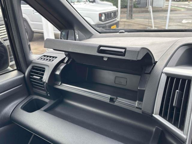 ステップワゴンスパーダ パワーエディション ワンオーナー ETC バックカメラ ナビ TV 両側電動スライドドア HID キーレスエントリー アイドリングストップ 電動格納ミラー 3列シート CVT アルミホイール CD DVD再生 USB(57枚目)