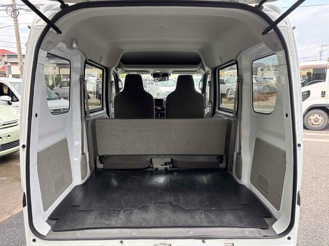 エブリイ PAリミテッド 4AT 衝突被害軽減システム クリアランスソナー レーンアシスト 両側スライドドア キーレスエントリー オートライト ABS ESC エアコン パワーステアリング 運転席エアバッグ(28枚目)