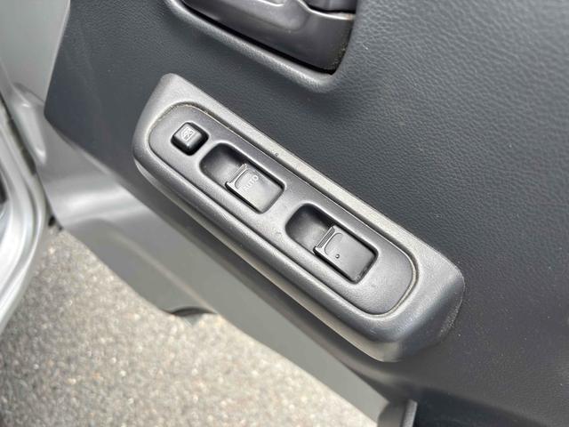 キャリイトラック 　ＭＴ　ワンオーナー　衝突被害軽減システム　レーンアシスト　ＥＴＣ　オートライト　ＥＳＣ　エアコン　パワーウィンドウ　運転席エアバッグ　助手席エアバッグ　ＣＤ　ミュージックプレイヤー接続可（30枚目）