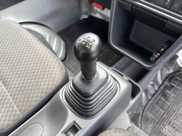 キャリイトラック 　ＭＴ　ワンオーナー　衝突被害軽減システム　レーンアシスト　ＥＴＣ　オートライト　ＥＳＣ　エアコン　パワーウィンドウ　運転席エアバッグ　助手席エアバッグ　ＣＤ　ミュージックプレイヤー接続可（31枚目）