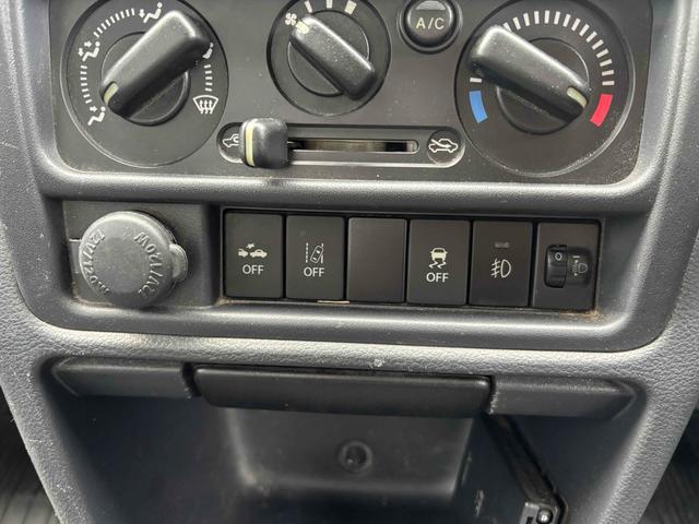 キャリイトラック 　ＭＴ　ワンオーナー　衝突被害軽減システム　レーンアシスト　ＥＴＣ　オートライト　ＥＳＣ　エアコン　パワーウィンドウ　運転席エアバッグ　助手席エアバッグ　ＣＤ　ミュージックプレイヤー接続可（34枚目）