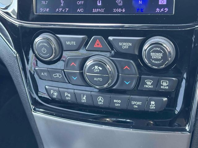 ジープ・グランドチェロキー リミテッド 後期 ナビ カープレイ パワーバックドア ETC フロント・バックカメラ パーキングアシスト フルセグ Bluetooth ブラックレザー シートヒーター/ベンチレーション アダプティブクルコン(7枚目)