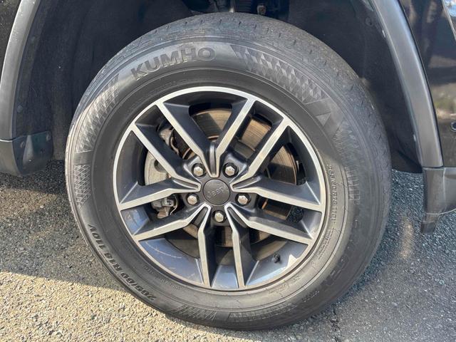 ジープ・グランドチェロキー リミテッド 後期 ナビ カープレイ パワーバックドア ETC フロント・バックカメラ パーキングアシスト フルセグ Bluetooth ブラックレザー シートヒーター/ベンチレーション アダプティブクルコン(20枚目)