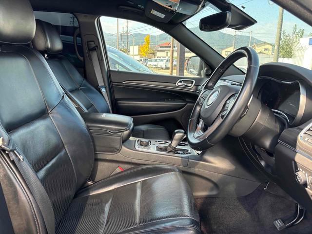 ジープ・グランドチェロキー リミテッド 後期 ナビ カープレイ パワーバックドア ETC フロント・バックカメラ パーキングアシスト フルセグ Bluetooth ブラックレザー シートヒーター/ベンチレーション アダプティブクルコン(33枚目)