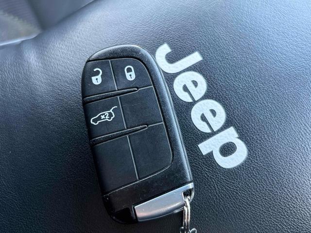 ジープ・グランドチェロキー リミテッド 後期 ナビ カープレイ パワーバックドア ETC フロント・バックカメラ パーキングアシスト フルセグ Bluetooth ブラックレザー シートヒーター/ベンチレーション アダプティブクルコン(60枚目)