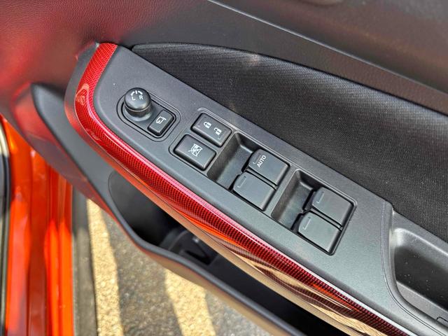 スイフトスポーツ ベースグレード　ワンオーナー　ディスプレイオーディオ　前後ドライブレコーダー　全方位モニター　衝突被害軽減ブレーキ　車線逸脱防止　アダプティブクルコン　Ｂｌｕｅｔｏｏｔｈ　シートヒーター　スペアキー　取説　保証書（10枚目）