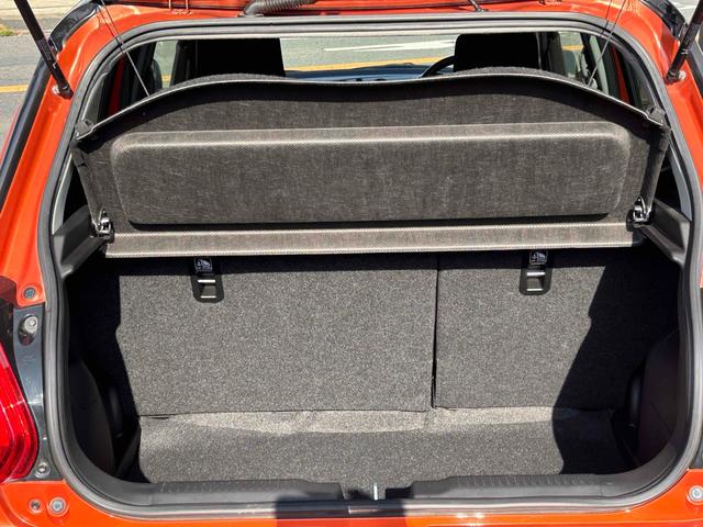 スイフトスポーツ ベースグレード　ワンオーナー　ディスプレイオーディオ　前後ドライブレコーダー　全方位モニター　衝突被害軽減ブレーキ　車線逸脱防止　アダプティブクルコン　Ｂｌｕｅｔｏｏｔｈ　シートヒーター　スペアキー　取説　保証書（19枚目）