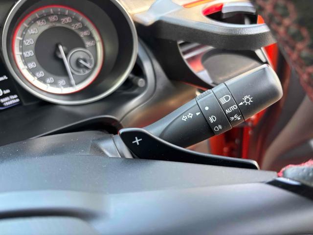 スイフトスポーツ ベースグレード　ワンオーナー　ディスプレイオーディオ　前後ドライブレコーダー　全方位モニター　衝突被害軽減ブレーキ　車線逸脱防止　アダプティブクルコン　Ｂｌｕｅｔｏｏｔｈ　シートヒーター　スペアキー　取説　保証書（45枚目）