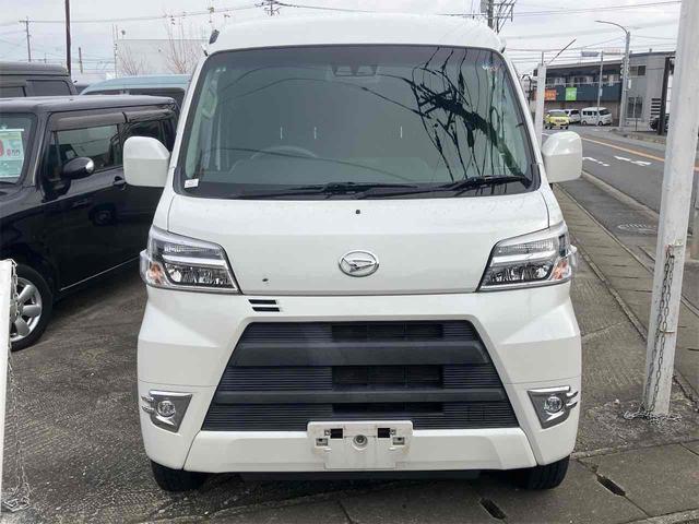 ハイゼットカーゴ クルーズＳＡＩＩＩ　ハイルーフ　ＡＴ　衝突被害軽減システム　ナビ　ＴＶ　両側スライドドア　キーレスエントリー　アイドリングストップ　電動格納ミラー　オートマチックハイビーム　オートライト　アルミホイール　ＡＢＳ（13枚目）