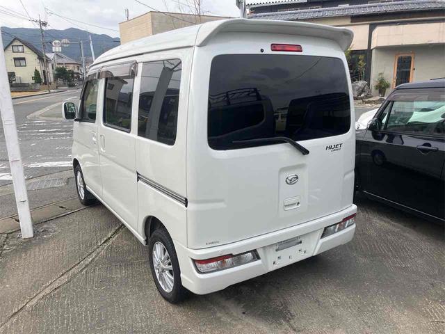 ハイゼットカーゴ クルーズＳＡＩＩＩ　ハイルーフ　ＡＴ　衝突被害軽減システム　ナビ　ＴＶ　両側スライドドア　キーレスエントリー　アイドリングストップ　電動格納ミラー　オートマチックハイビーム　オートライト　アルミホイール　ＡＢＳ（17枚目）