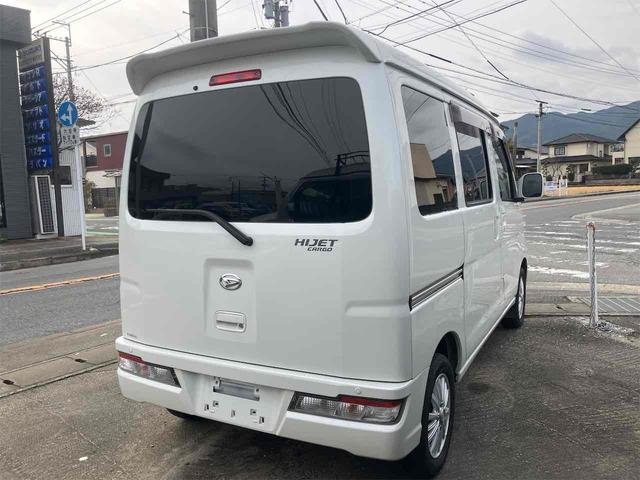 ハイゼットカーゴ クルーズＳＡＩＩＩ　ハイルーフ　ＡＴ　衝突被害軽減システム　ナビ　ＴＶ　両側スライドドア　キーレスエントリー　アイドリングストップ　電動格納ミラー　オートマチックハイビーム　オートライト　アルミホイール　ＡＢＳ（23枚目）