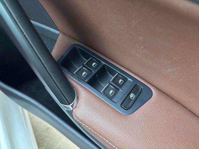 �E�B���h�E�X�C�b�`�܂��w�g�p�p�x�������^�]�ȑ��̃X�C�b�`�܂��B�ڗ������Ȃ��Y��ȏ�Ԃ�ۂ��Ă��܂��B�x