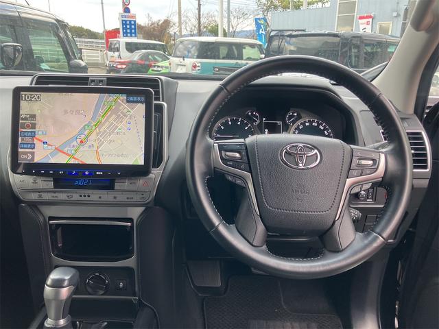 ランドクルーザープラド ＴＸ　Ｌパッケージ　マットブラックエディション　４ＷＤ　ＥＴＣ　バックカメラ　クリアランスソナー　オートクルーズコントロール　レーンアシスト　パワーシート　衝突被害軽減システム　サンルーフ　ナビ　ＴＶ　オートマチックハイビーム　オートライト（3枚目）