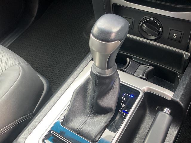 ランドクルーザープラド ＴＸ　Ｌパッケージ　マットブラックエディション　４ＷＤ　ＥＴＣ　バックカメラ　クリアランスソナー　オートクルーズコントロール　レーンアシスト　パワーシート　衝突被害軽減システム　サンルーフ　ナビ　ＴＶ　オートマチックハイビーム　オートライト（7枚目）