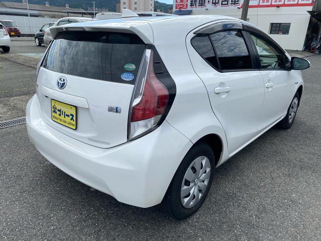 アクア Ｌ　ハイブリットバッテリー１年保証付き　車検令和８年１０月　ＥＴＣ　バックカメラ　Ｂｌｕｅｔｏｏｔｈ接続（9枚目）