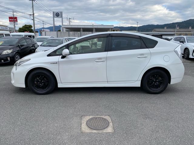 プリウス S ハイブリットバッテリー交換済み 車検令和9年11月 ワンセグナビ ETC バックカメラ Bluetooth接続 プッシュスタート スマートキー(5枚目)