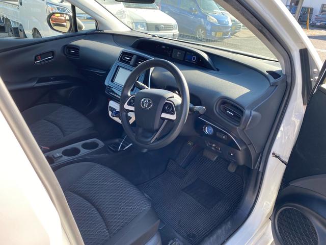 プリウス Ｅ　ＥＴＣ　Ｂｌｕｅｔｏｏｔｈ接続　プッシュスタート　スマートキー（10枚目）