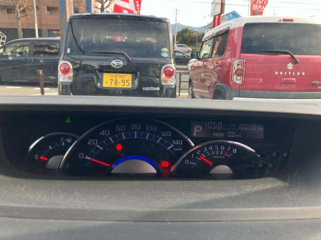 タント カスタムＸ　ナビテレビ　ＥＴＣ　スマートキー　プッシュスタート　セキュリティー　アイドリングストップ　片側パワースライドドア　ベンチシート（20枚目）