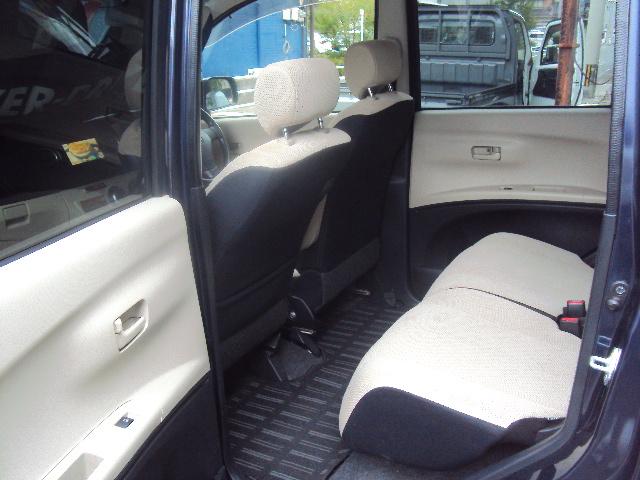 タントエグゼ Ｘ　ＡＡＣ　ＣＡＴ　キーレス　ナビ　ＴＶ　バックカメラ装備　純正アルミ（7枚目）