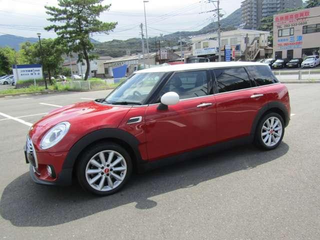 ＭＩＮＩ クーパーＤ　クラブマン　１オーナー　禁煙車　純正ナビ　ＴＶ　バックカメラ　ドライブレコーダー　革調シートカバー　純正１７インチアルミホイール（7枚目）