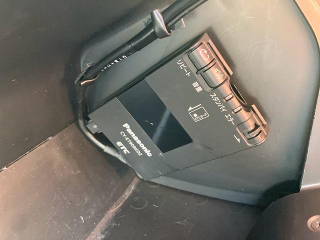 ハイエースワゴン ＧＬ　リラックスワゴンタイプＩ　車中泊仕様　キャンピング　サブバッテリー　走行充電　フル断熱　シンク　冷蔵庫　インバーター　ＥＴＣ（25枚目）