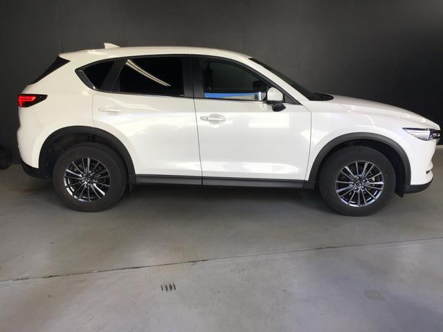 ＣＸ－５ ２．０　２０Ｓ　スマート　エディション　ナビＳＤなし　ＥＴＣ　全方位モニター　ブレーキサポート　オートＬＥＤ　ＵＳＢポート　ＢＴ　サイドエアバック　横滑り防止装置　アイドリング　盗難防止装置　アドバンストキー　バックモニター　アルミホイール（6枚目）