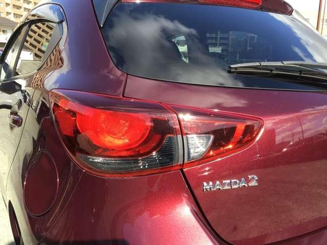 MAZDA2 1.5 15S プロアクティブ ナビ ETC ドラレコ CD DVD フルセグ スマートブレーキサポート サイドエアバック Cセンサー スマートキー アイスト Bluetooth対応 シートヒーター 盗難防止システム USB ABS(7枚目)