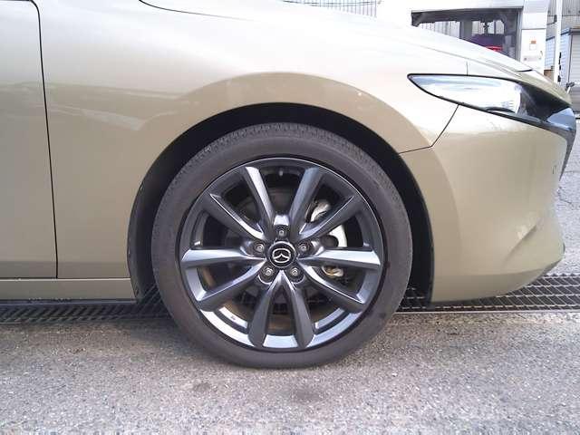 ＭＡＺＤＡ３ファストバック １．８　ＸＤ　ツーリング　ディーゼルターボ　試乗車アップ　ナビ　ＥＴＣ　全方位モニター　アダプティブクルーズコントロール　電動シート　Ｂｌｕｅｔｏｏｔｈ　オートマチックハイビーム　シートヒーター　衝突被害軽減システム　バックカメラ（11枚目）
