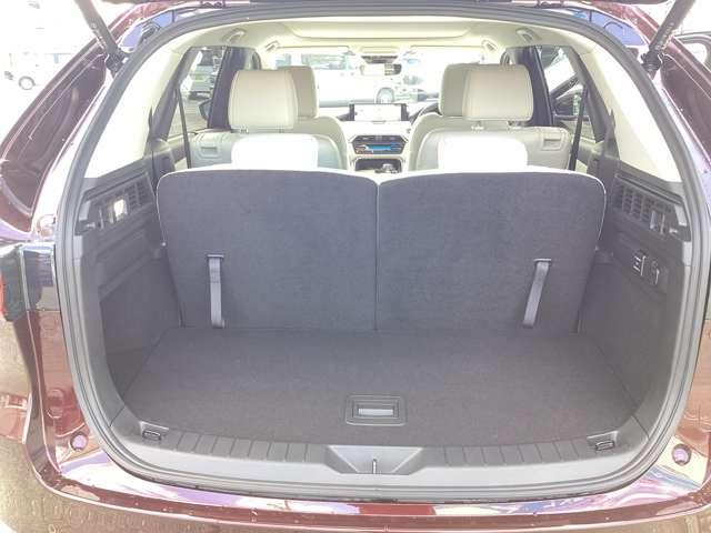 ＣＸ－８０ ３．３　ＸＤハイブリッド　プレミアム　モダン　ディーゼルター　試乗車アップ　大型サンルーフ　衝突被害軽減ブレーキ　オートマチックハイビーム　アダプティブクルーズコントロール　３列シート　バックカメラ　電動シート　シートヒーター　４ＷＤ　サンルーフ（10枚目）