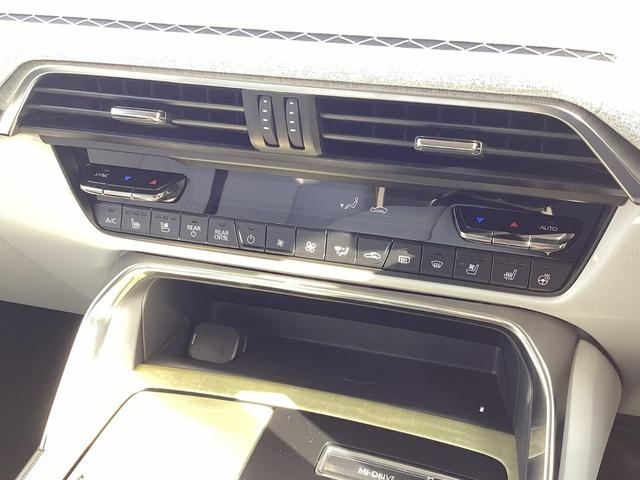 ＣＸ－８０ ３．３　ＸＤハイブリッド　プレミアム　モダン　ディーゼルター　試乗車アップ　大型サンルーフ　衝突被害軽減ブレーキ　オートマチックハイビーム　アダプティブクルーズコントロール　３列シート　バックカメラ　電動シート　シートヒーター　４ＷＤ　サンルーフ（25枚目）