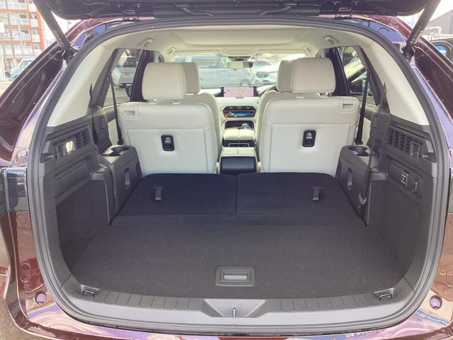 ＣＸ－８０ ３．３　ＸＤハイブリッド　プレミアム　モダン　ディーゼルター　試乗車アップ　大型サンルーフ　衝突被害軽減ブレーキ　オートマチックハイビーム　アダプティブクルーズコントロール　３列シート　バックカメラ　電動シート　シートヒーター　４ＷＤ　サンルーフ（39枚目）