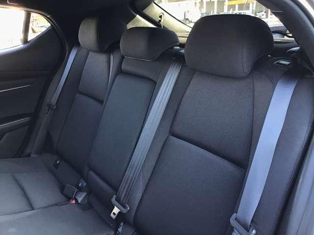 ＭＡＺＤＡ３ファストバック １．５　１５Ｓ　ブラックトーンエディション　全方位モニター　クルーズコントロール　キーレス　パーキングセンサー　衝突被害軽減ブレーキ　スマートキー　レーダークルーズコントロール（26枚目）