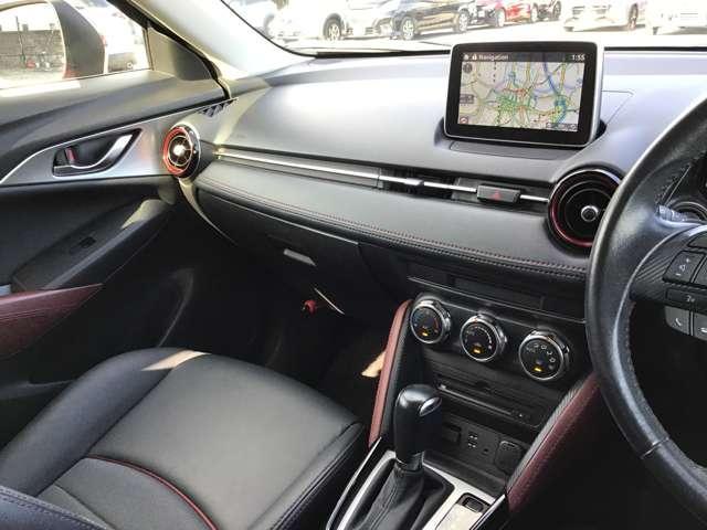 �V���v�����@�\�I�ň����₷���C���p�l����ł��B