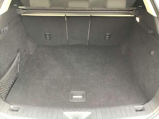 ���Q�b�W���[���ɂ͉ו�����������ςݍ��߂܂����傫�߂̂��ו����㕔���Ȃ�|����̂ł΂�����ł���