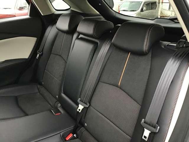 ���㕔���ȃV�[�g��聙�@�����A�V�[�g�����K�ȏ��S�n���V-�g�̏��S�n���ǂ��A���s�Ȃǒ������^�]�ɂ������Ă��܂��B