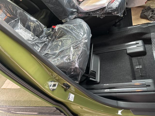 タント ファンクロス　車検令和９年１月　届出済未使用車　メーカーオプションついてます！スマートクルーズパック〜アダプクルーズコントロール　ＥＴＣ　・パノラマモニター対応カメラ・運転席ロングスライドシート・シートヒーター（33枚目）