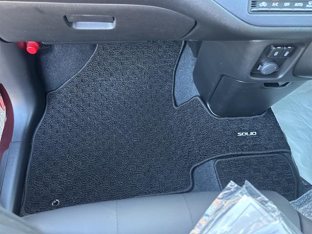 ソリオ ハイブリッドＭＺ　【届出済未使用車・革調シートカバー】ＳＤナビＴＶ全方位カメラ【ドライブレコーダー前後】クルーズコントロール　ＥＴＣブルートゥース　ＣＤ・ＤＶＤシートヒーター【フルカバーラゲッジマット】ＬＥＤライト（60枚目）