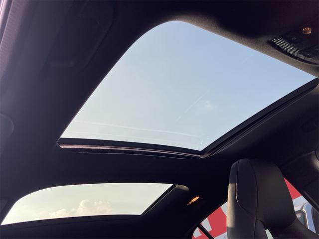 GLAクラス GLA45 4マチック AMGスタイリングPKG レーダーセーフティPKG パノラマサンルーフ 純正ナビ地デジTV バックカメラ ETC キーレスゴー LEDヘッドライト AMG19インチAW(4枚目)