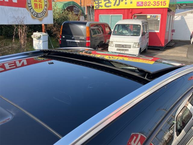 GLAクラス GLA45 4マチック AMGスタイリングPKG レーダーセーフティPKG パノラマサンルーフ 純正ナビ地デジTV バックカメラ ETC キーレスゴー LEDヘッドライト AMG19インチAW(5枚目)