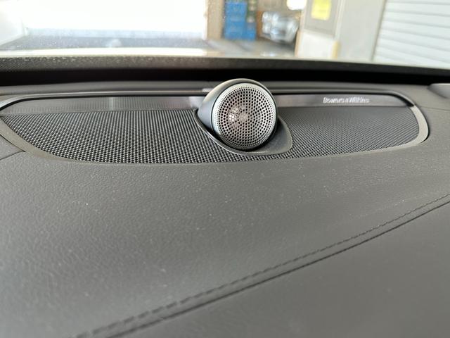 Ｂ６　ＡＷＤ　インスクリプション　ＨＤＤナビ　Ｂｌｕｅｔｏｏｔｈ接続　レザーシート　アダプティブクルーズコントロール　アルミホイール　シートヒーター　タッチパネルディスプレイ　電動シート　ＬＥＤヘッドライト　クリアランスソナー(6枚目)