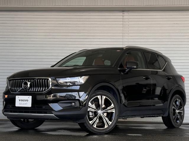 ＸＣ４０ Ｔ５　ＡＷＤ　インスクリプション　・ワンオーナー　・買取車　・純正オキサイドレッドレザーシート　・３６０°ビューカメラ　・ｈａｒｍａｎ／ｋａｒｄｏｎスピーカー　・電動リアゲート　・電動サンルーフ（シェード付）（10枚目）