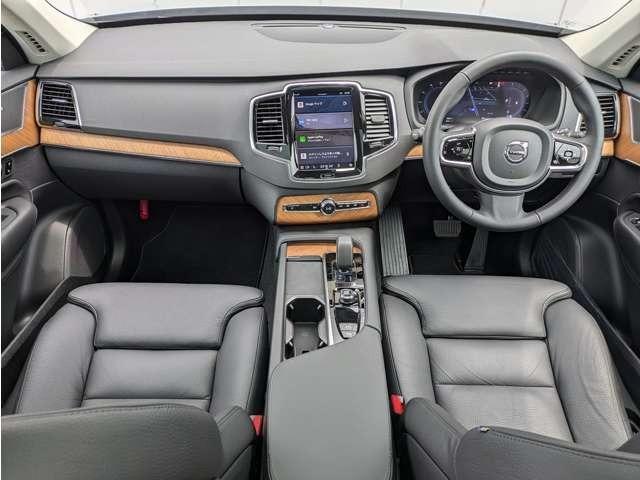 ＸＣ９０ プラス　Ｂ５　ＡＷＤ　４ＷＤ　認定中古車・パノラマガラスサンルーフ・弊社試乗車・禁煙車（3枚目）