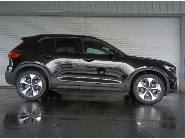 ＸＣ４０ アルティメット　Ｂ４　ＡＷＤ　ダーク　エディション　４ＷＤ　認定中古車・ワンオーナー・弊社下取車・パワーテールゲート・前後シートヒーター・ステアリングヒーター・フロントパワーシート（9枚目）