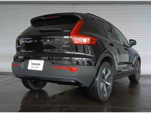 ＸＣ４０ アルティメット　Ｂ４　ＡＷＤ　ダーク　エディション　４ＷＤ　認定中古車・ワンオーナー・弊社下取車・パワーテールゲート・前後シートヒーター・ステアリングヒーター・フロントパワーシート（10枚目）