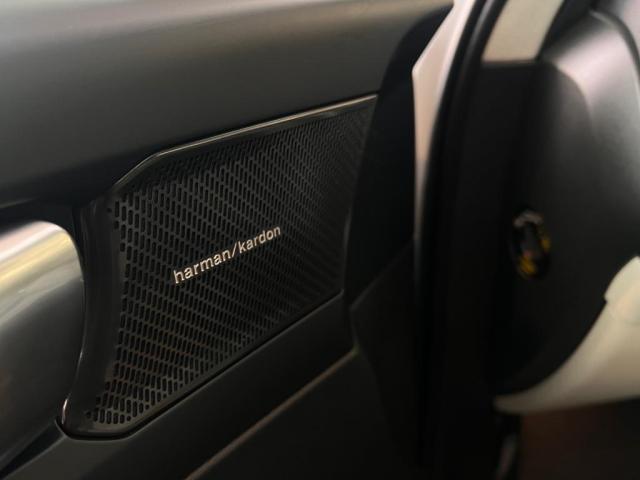 ＸＣ４０ アルティメット　Ｂ４　ＡＷＤ　４ＷＤ　認定中古車・ワンオーナー・禁煙車・弊社下取車・パノラマガラスサンルーフ・白革・前後シートヒーター・ステアリングヒーター・パワーテールゲート・オレフォスクリスタルシフトノブ（19枚目）